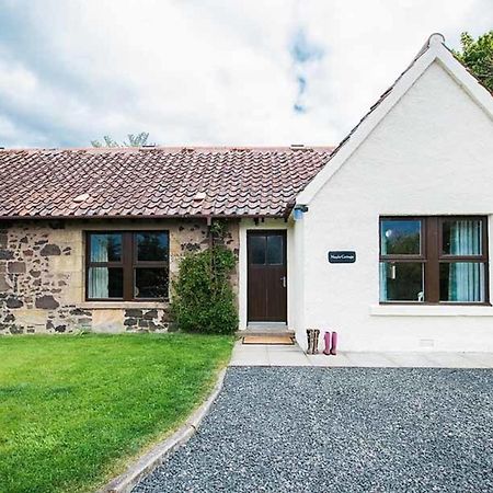 Douglas Fir Lodge With Hot Tub Near Cupar Fife Luthrie Екстер'єр фото