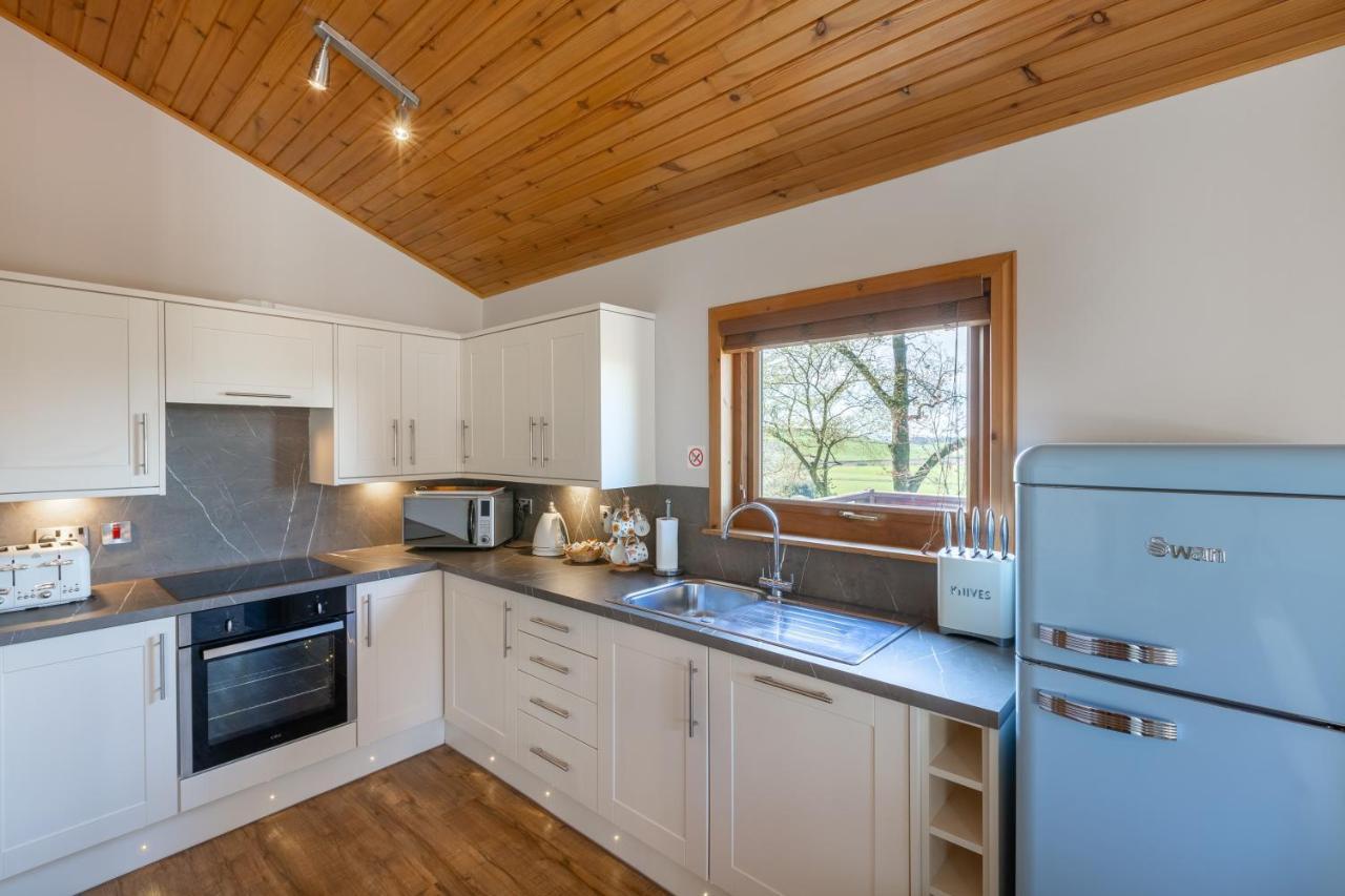 Douglas Fir Lodge With Hot Tub Near Cupar Fife Luthrie Екстер'єр фото