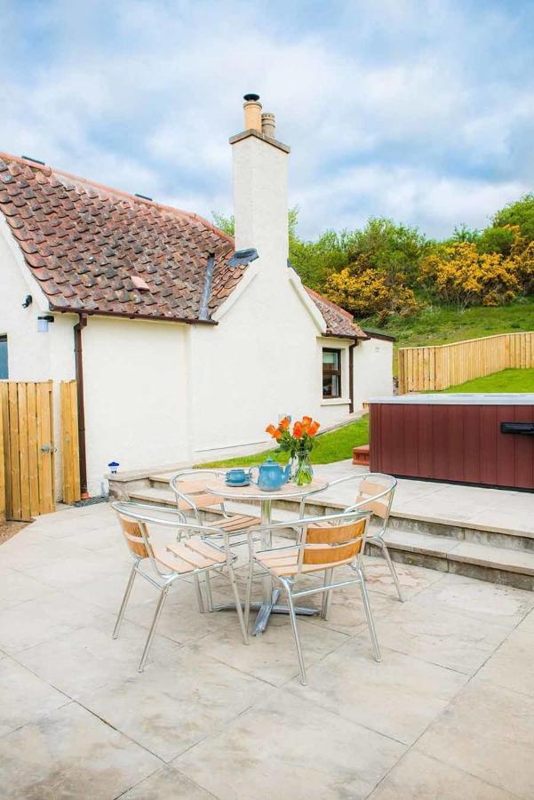 Douglas Fir Lodge With Hot Tub Near Cupar Fife Luthrie Екстер'єр фото